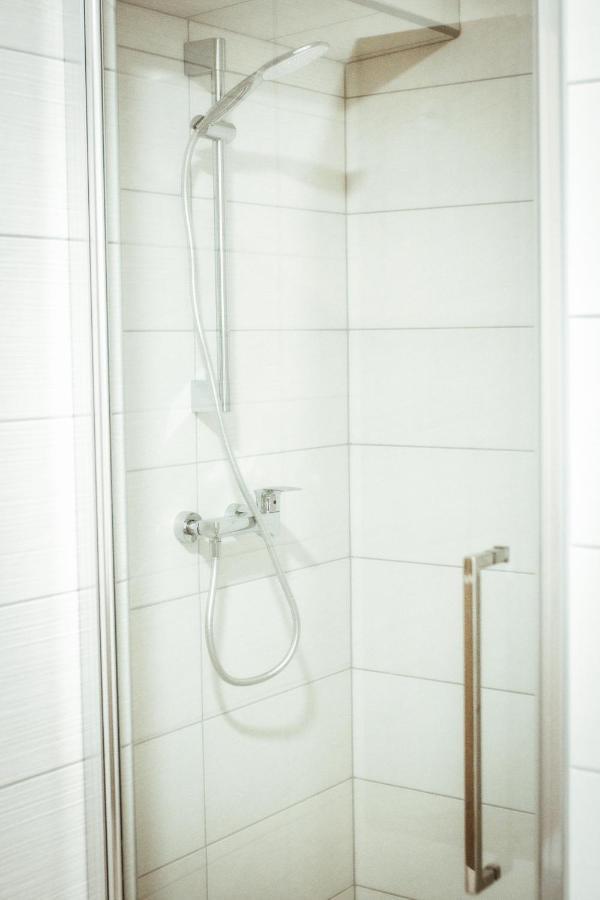 Apartma Moser Podnanos Eksteriør billede